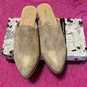 Mules. CL By Laundry